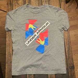 Under Armour boys tee shirt